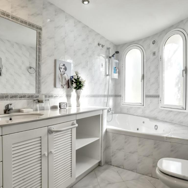 Villa AltaVista with Sea View in Altea Hills - Villa - 22