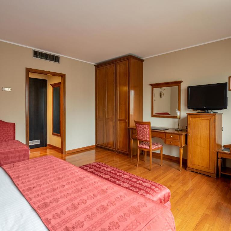 Hotel Leopardi - Camera Quadrupla - 3