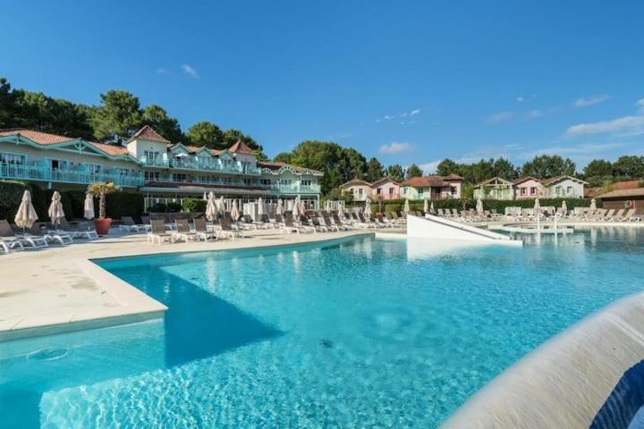 Maison sur golf avec piscine chauffée à Lacanau Océan - Three-Bedroom House - 18