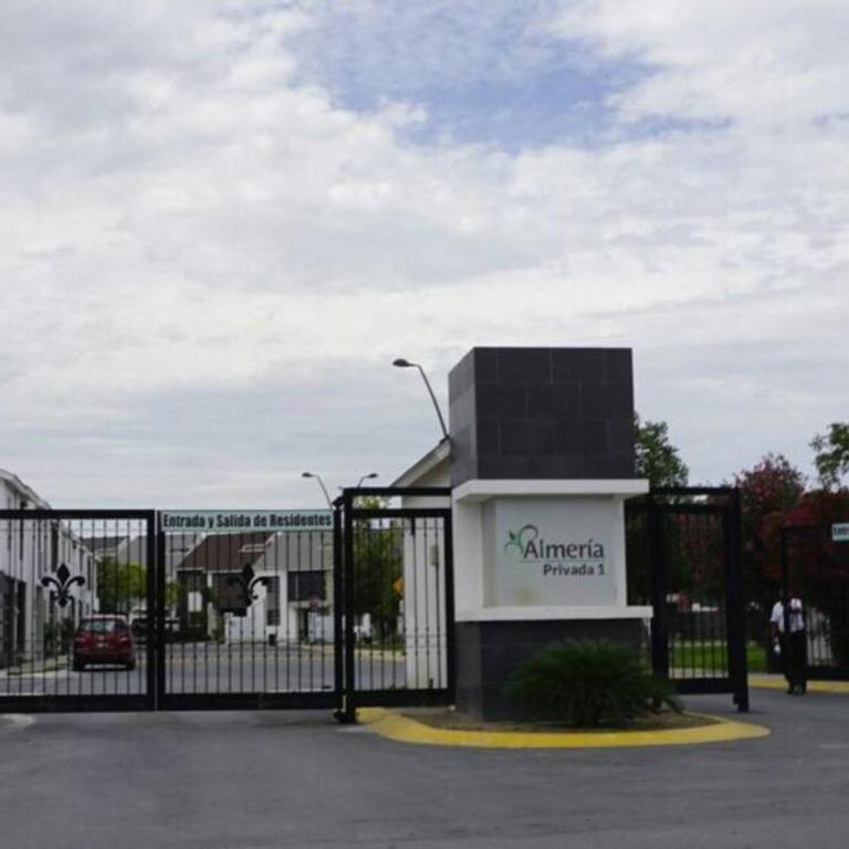 Suites Aeropuerto Monterrey Hab #3 - Apartamento de 1 dormitorio - 45
