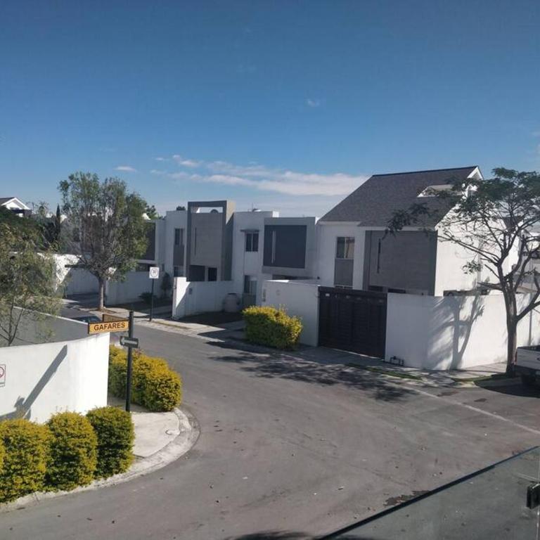 Suites Aeropuerto Monterrey Hab #3 - Apartamento de 1 dormitorio - 54