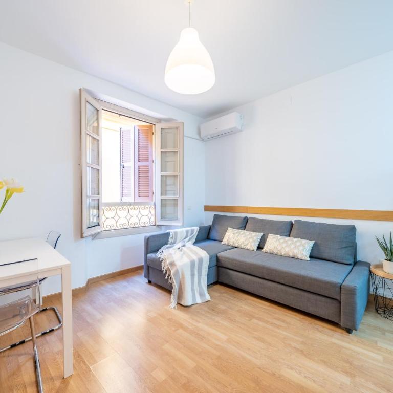 Historic City Centre Mitjana Málaga - Apartment - 16