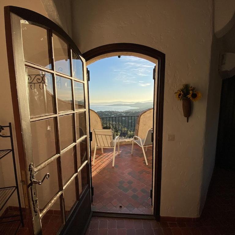 Charmante Villa mit Pool und Panorama-Meerblick in den Golf von Saint-Tropez - Villa Montmajour - Villa 3 Chambres - 11