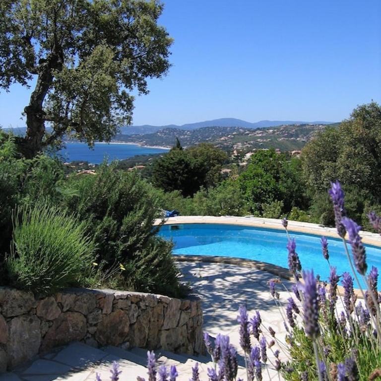 Charmante Villa mit Pool und Panorama-Meerblick in den Golf von Saint-Tropez - Villa Montmajour - Villa 3 Chambres - 24