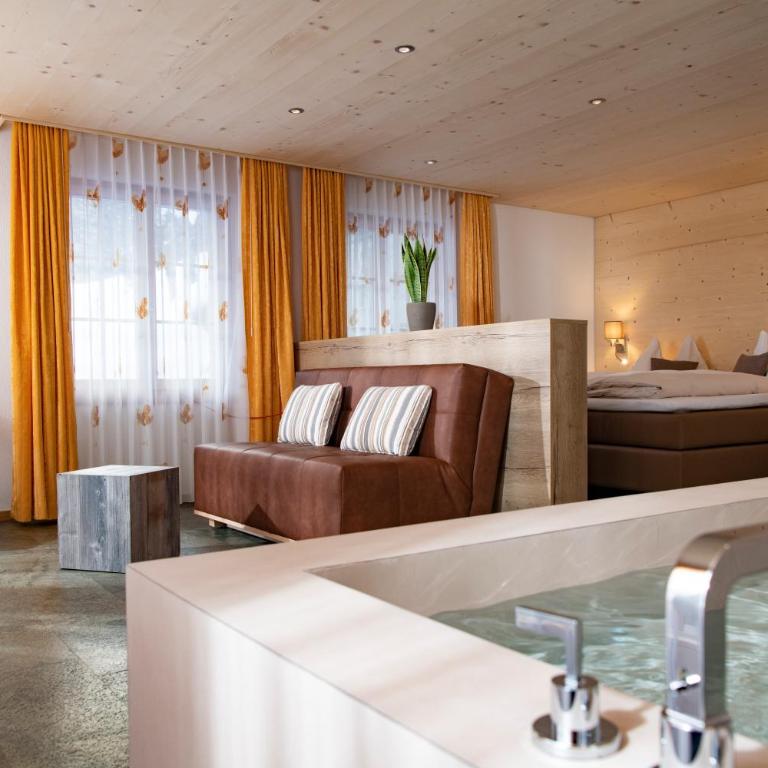 Hotel Silberhorn - Superior Spa-Zimmer Jungfrau - 3