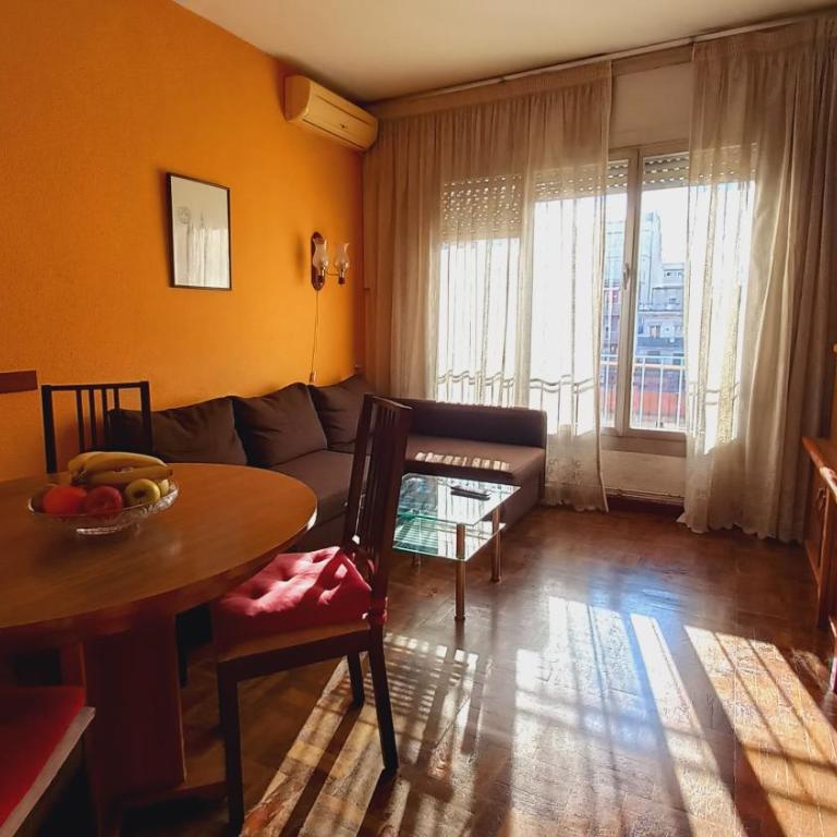Plaza Universitat - Apartment - 1