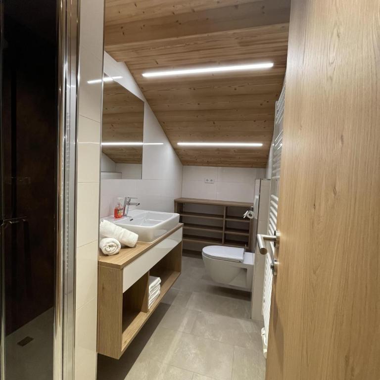 Ferienhaus Lorenzin - Apartment mit 3 Schlafzimmern und Dusche - 3