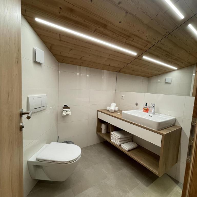Ferienhaus Lorenzin - Apartment mit 3 Schlafzimmern und Dusche - 4