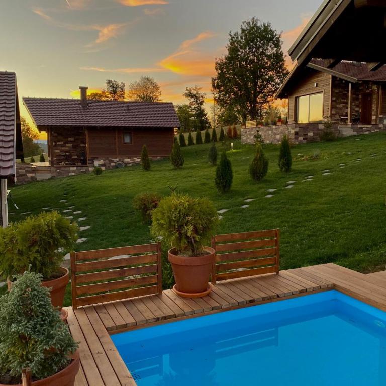 Golden Chalets - One-Bedroom Villa - 9