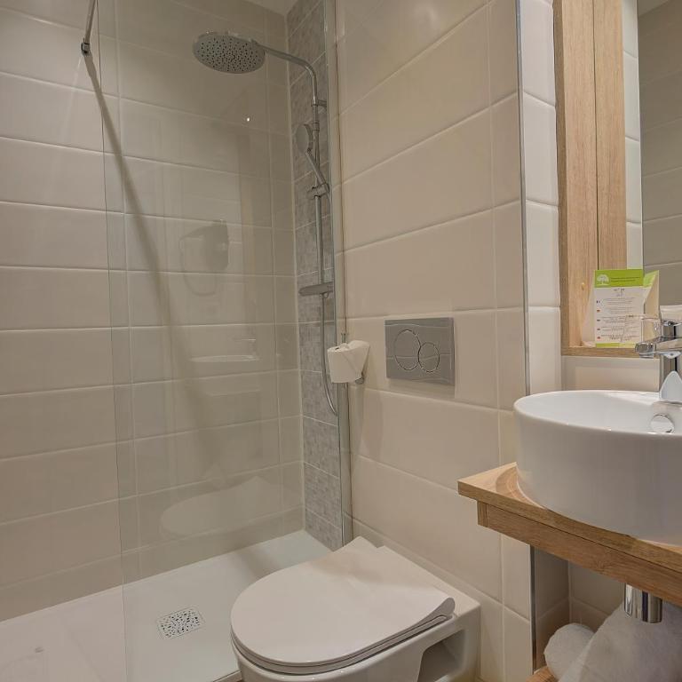 Brit Hotel Europ Bergerac - Chambre Double Confort - 8