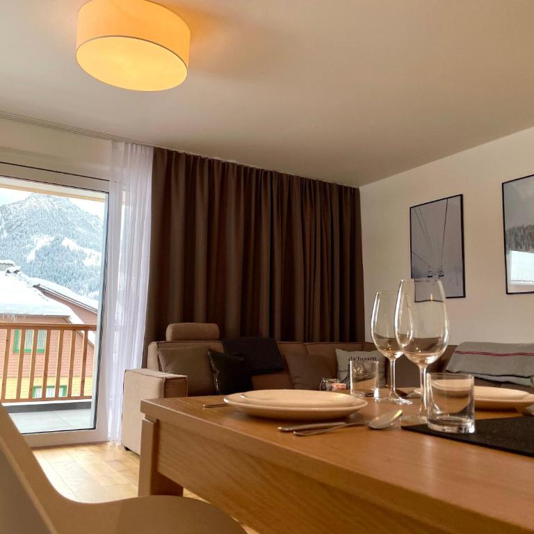 die Tauplitz Lodges - Alm Lodge A8 by AA Holiday Homes - Apartment mit Blick auf die Berge - 11