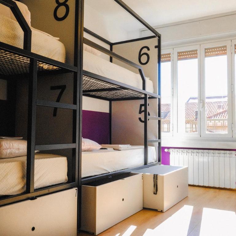 Hotello Trieste - Dormitorio Misto con 8 Letti - 2