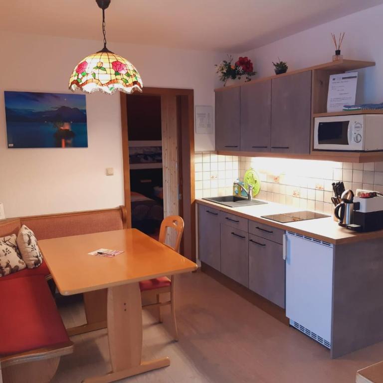 Appartementhaus Theresia - Apartment mit 1 Schlafzimmer und Balkon - 10
