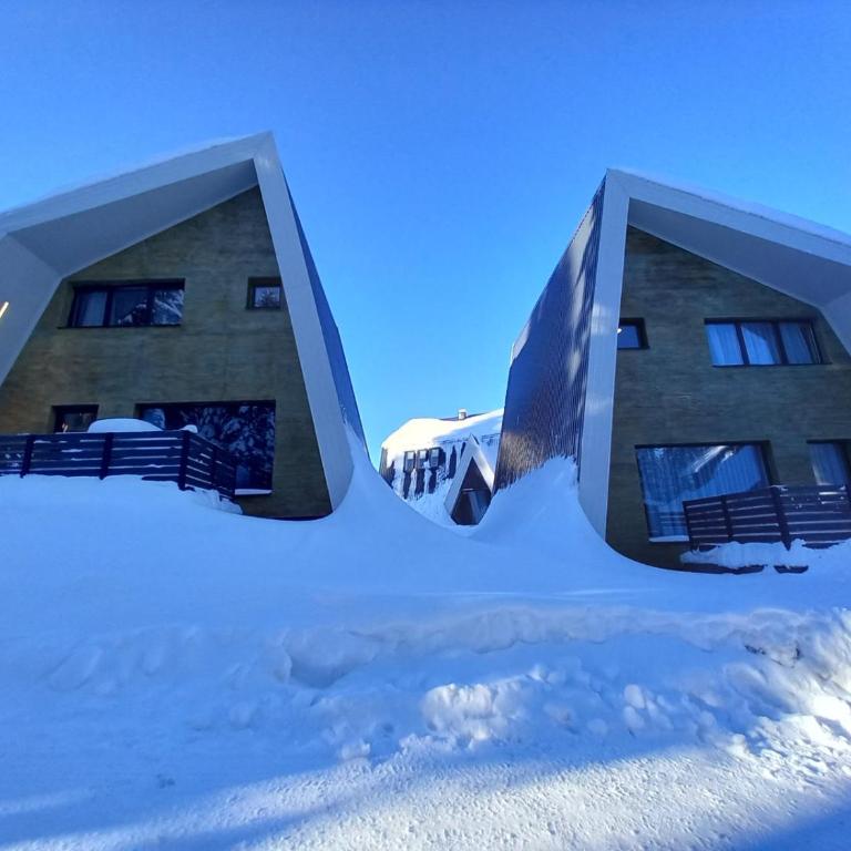 Olympic Oasis - Two-Bedroom Villa - 3