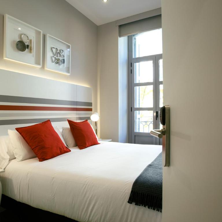 Legazpi Doce Rooms & Suites - Habitación Doble con vistas a la ciudad - 1 o 2 camas - 2