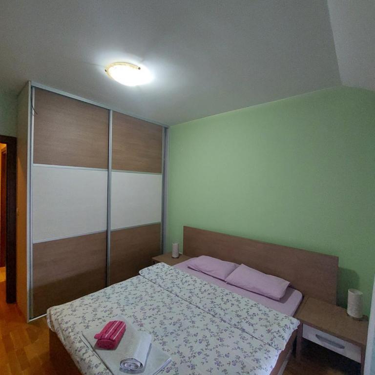 Apartman Sara 2 - One-Bedroom Apartment - 13