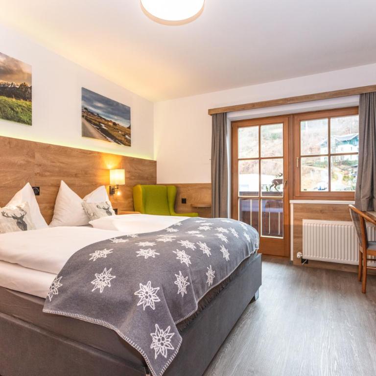 Landgasthof Neuwirt - Doppelzimmer mit Balkon - 2