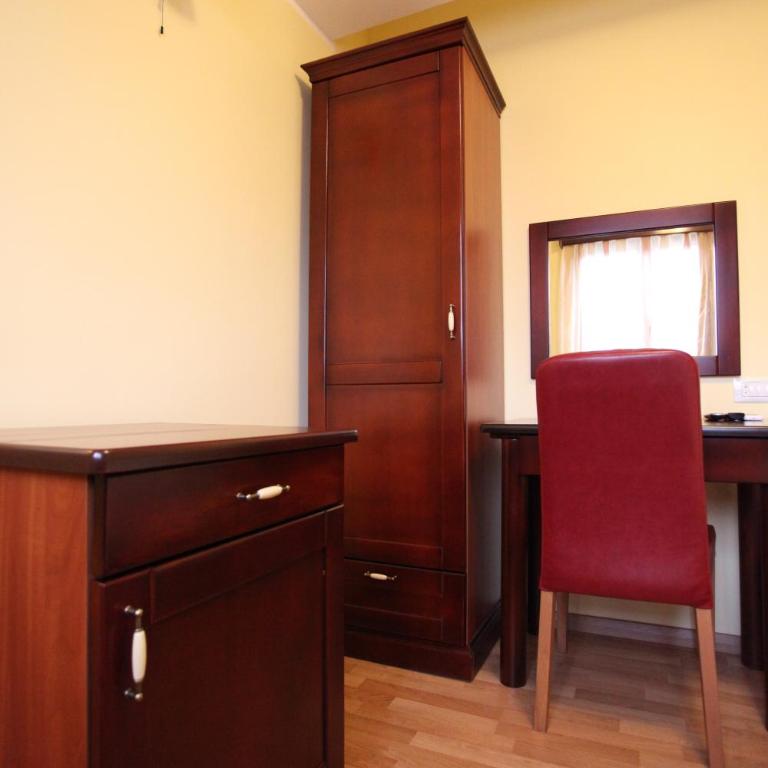 Hotel Laguna - Budget Double Room - 2