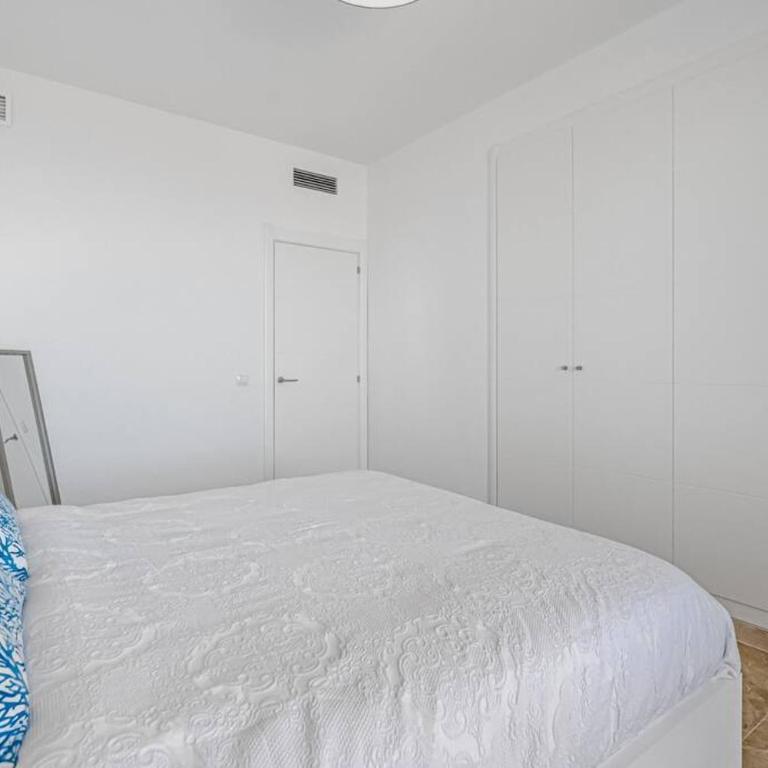 Amazing apartment with sea views and AC, PA06 - One-Bedroom Apartment - 47