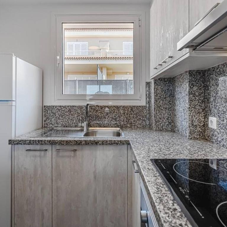 Amazing apartment with sea views and AC, PA06 - One-Bedroom Apartment - 54