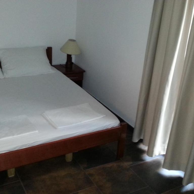 Lero Apartments - Two-Bedroom Apartment with Garden View - 3
