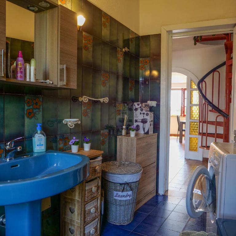 grandi famiglie o comitive 150 mt spiaggia budoni affitti - Casa con 3 Camere da Letto - 38