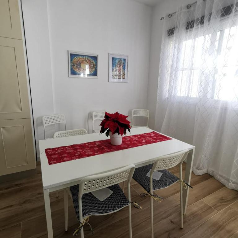 Villa Megila - Two-Bedroom House - 11