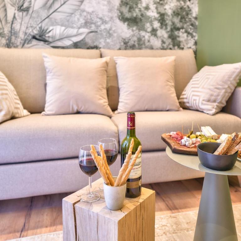 NEW Eiffel Tour ! Splendid Apartments in the Heart of Paris - Appartement 1 Chambre - 42