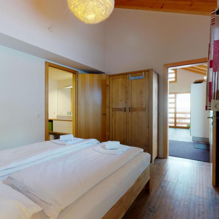 Modern chalet surrounded by nature in Vercorin - Chalet - 21