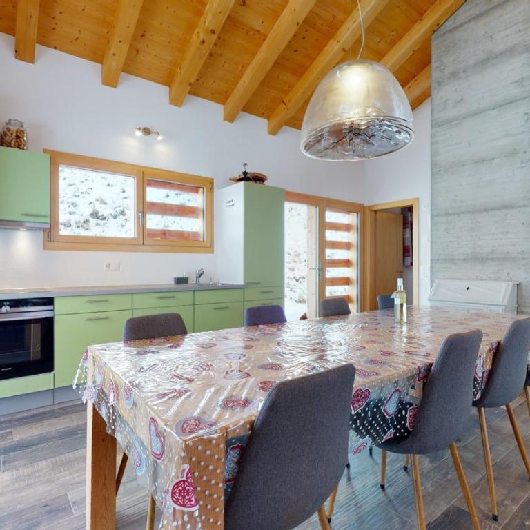 Modern chalet surrounded by nature in Vercorin - Chalet - 14