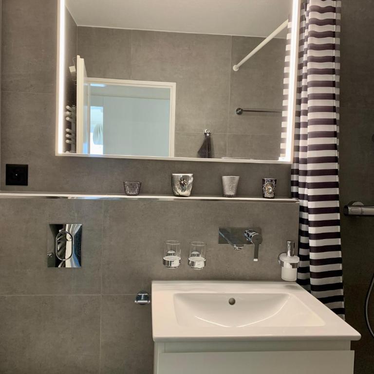 Holiday apartment Bolgen - close to everything! Bolgen, Jakobshorn, bus stop, train station, supermarket, ski school, ski rentals, restaurants and more! - Apartment mit 1 Schlafzimmer - 19