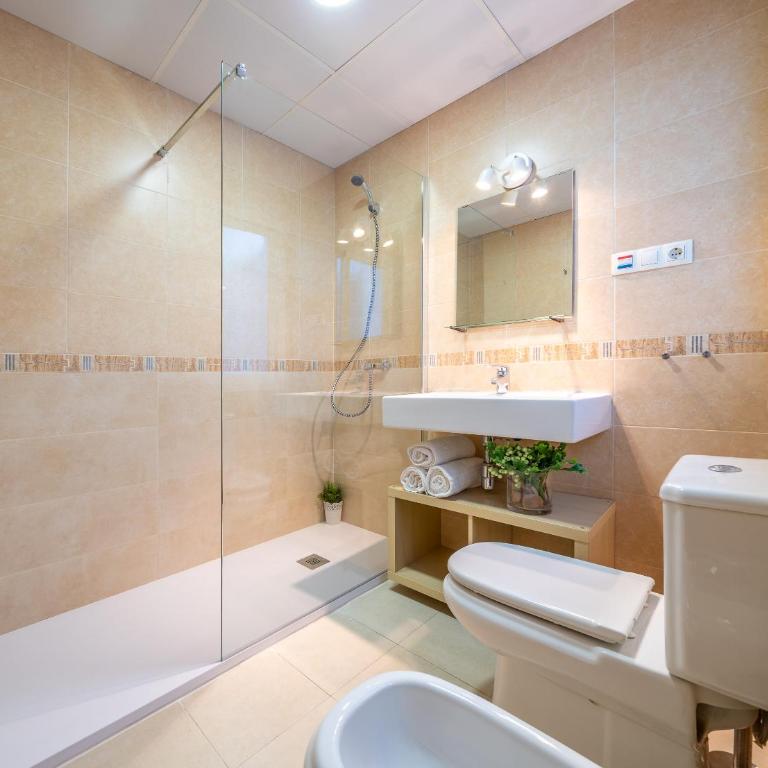 Historic City Centre Mitjana Málaga - One-Bedroom Apartment - 7