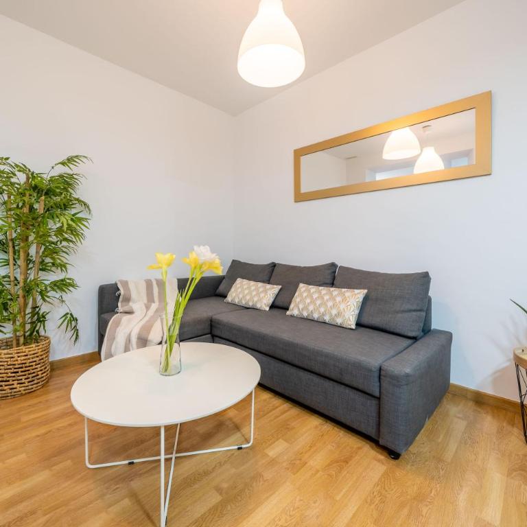 Historic City Centre Mitjana Málaga - One-Bedroom Apartment - 11
