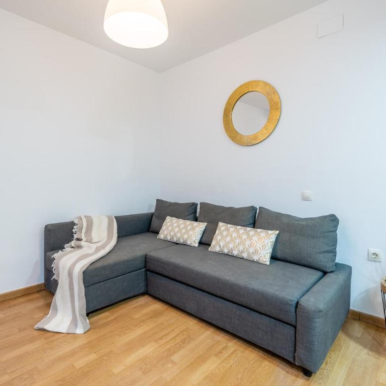 Historic City Centre Mitjana Málaga - Two-Bedroom Apartment - 5
