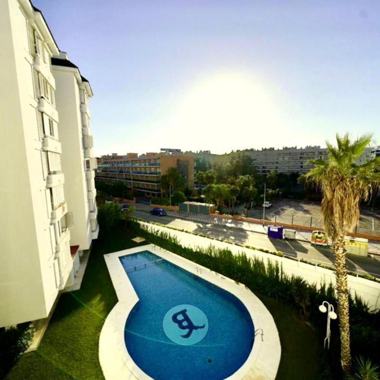 LA MER BLEUE, Boutique Apartament with free parking, full equipped in Fenals Beach - Apartamento de 1 dormitorio - 25