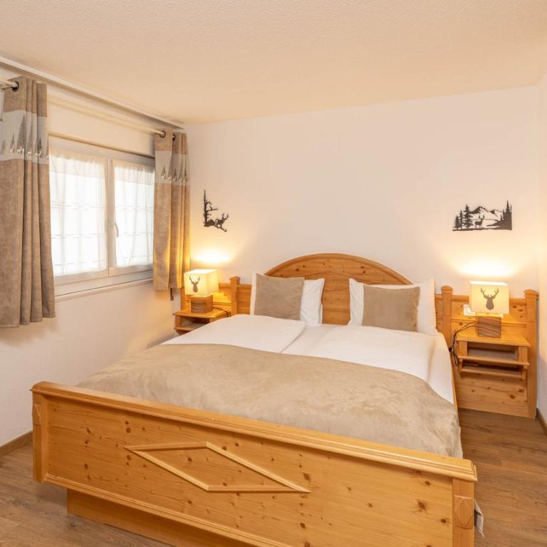 Grichting Hotel & Serviced Apartments - Suite mit Balkon - 1