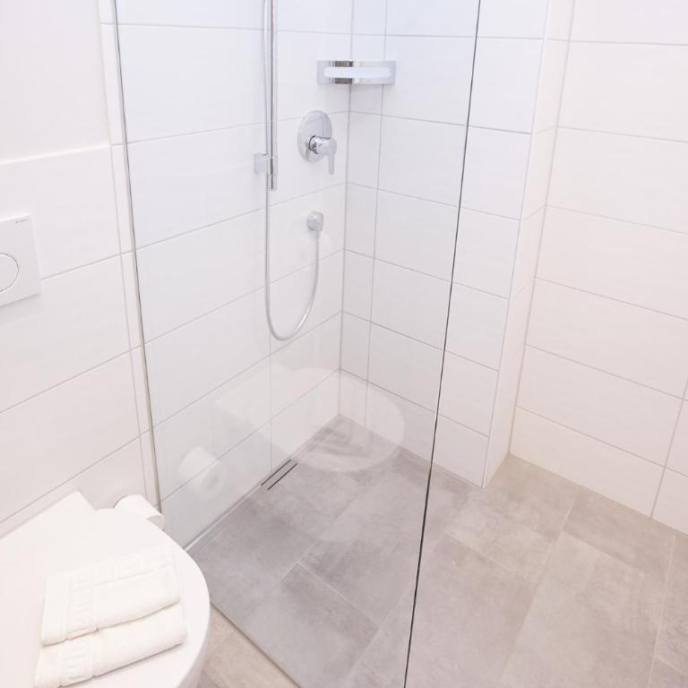 Wohlfühlhotel Frohsinn - Doppelzimmer mit Balkon - 6