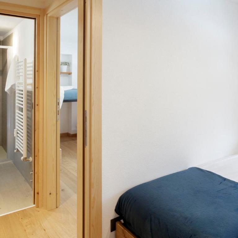 HelloChalet - Maison Mont Fleury- newly refurbished 50 mt center and ski bus stop - Appartamento - 39