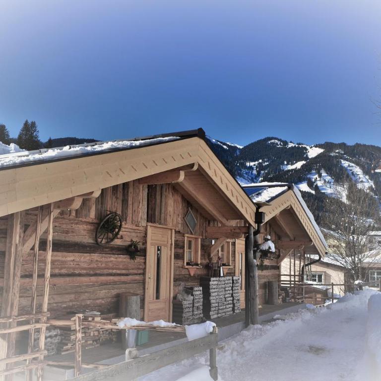 Almchalet Dorfblick - Chalet mit 3 Schlafzimmern - 2