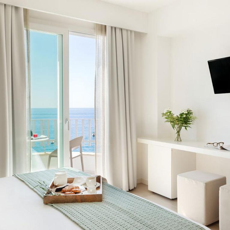 Albatros Beach Hotel - Junior Suite - 9