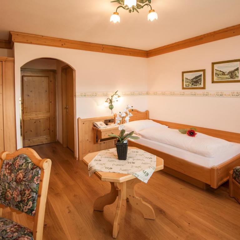 Örglwirt Ferienwelt - Hotel Post Örglwirt - Einzelzimmer - 3