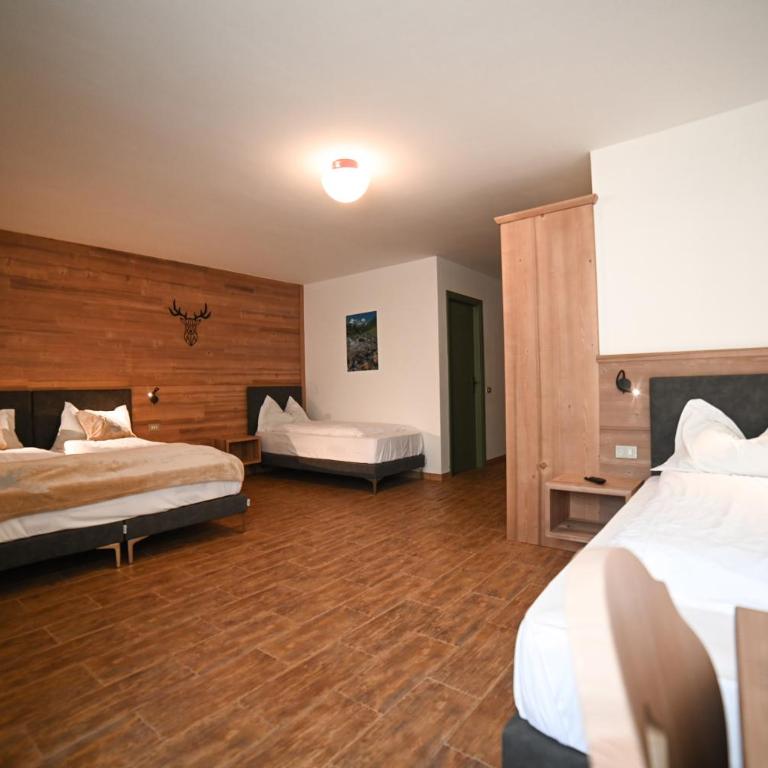 Albergo Sporting - Family Room (2 Adults + 2 Children) - 1