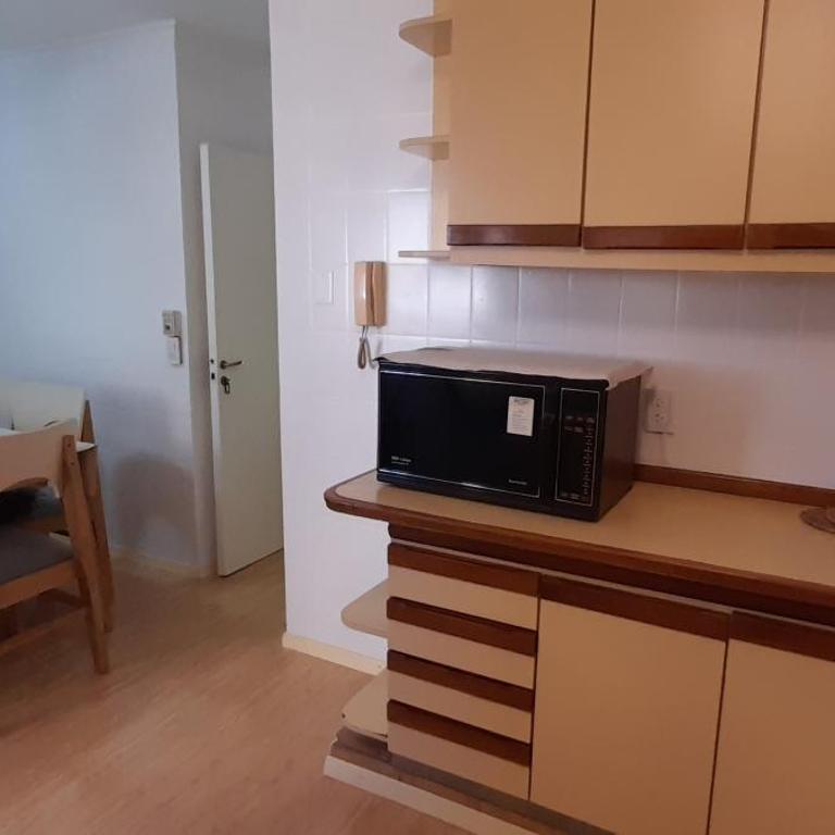 PRECIOSO dpto p/8, super céntrico estacionamiento gratis - Apartamento de 3 dormitorios - 24