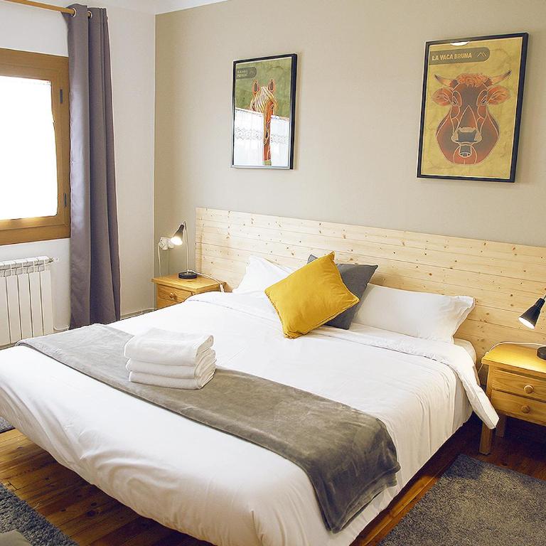 Hostal Fonda Prat - Camera Matrimoniale con Servizi Igienici in Comune - 4