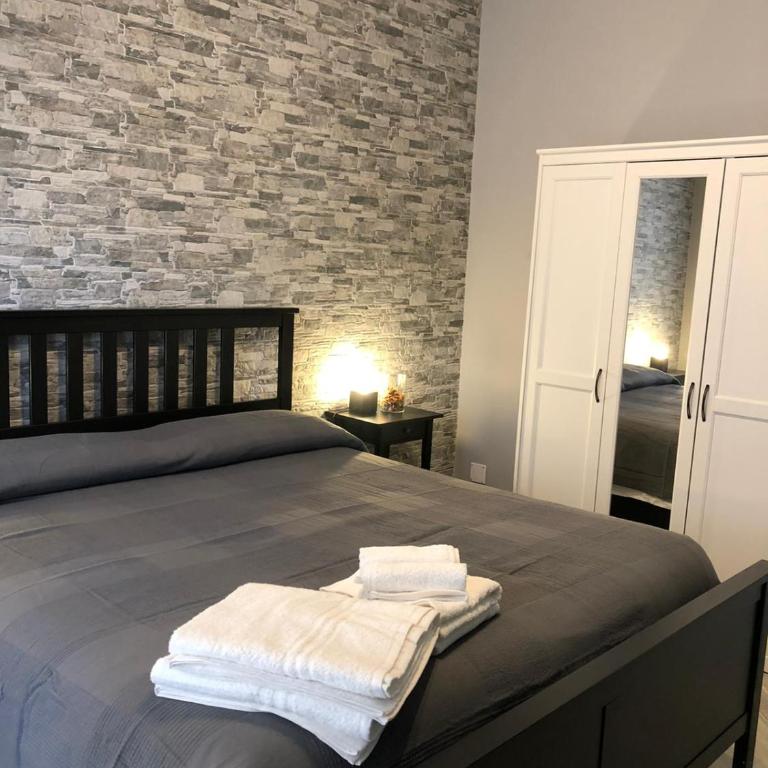 LA LOGGIA - Appartamento con 2 Camere da Letto - 30