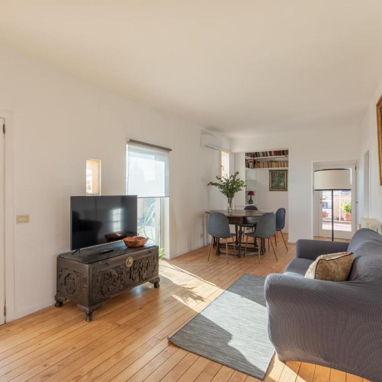 iFlat Penthouse overlooking Rome - Two-Bedroom Apartment - 11