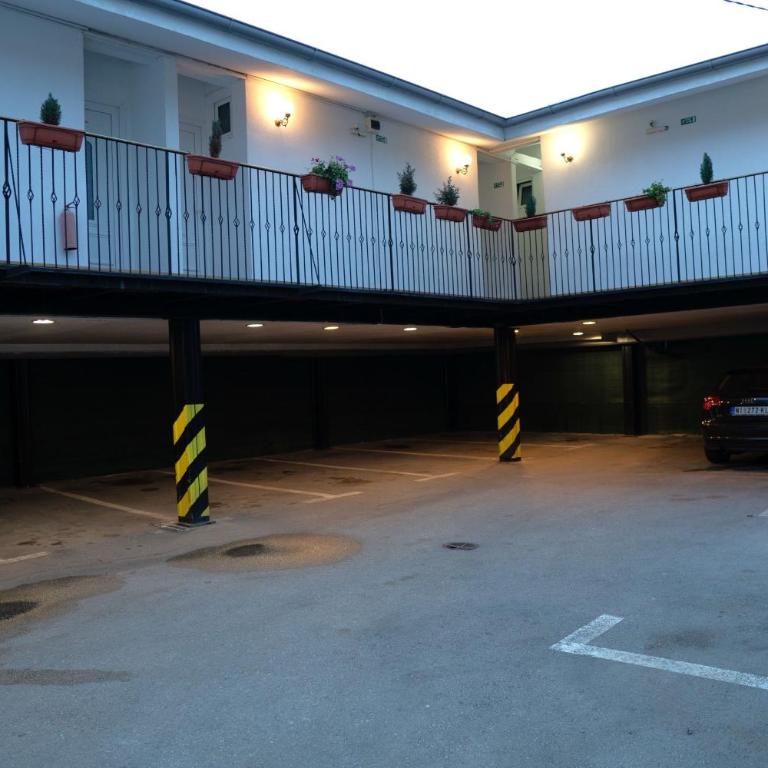 The Only One Apartments - Jednokrevetna Soba - 1