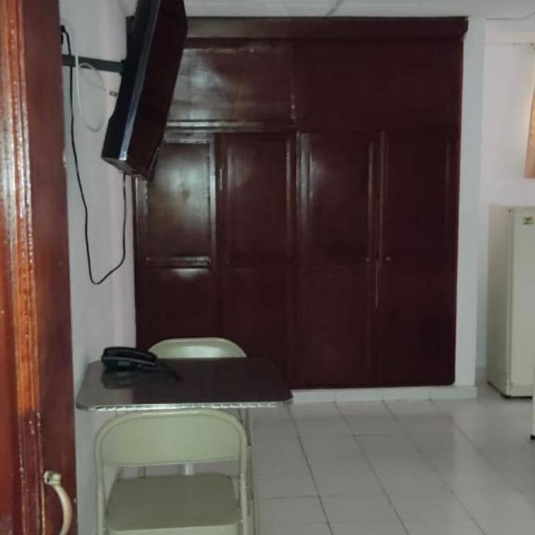 Cecil Aparta Estudios - Budget Double Room - 2