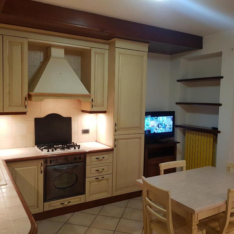Via Sacco - Two-Bedroom Apartment - 8