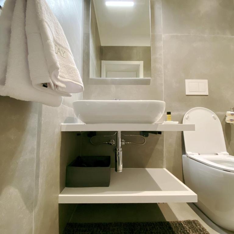 STAY home experience - Appartamento con 2 Camere da Letto - 14